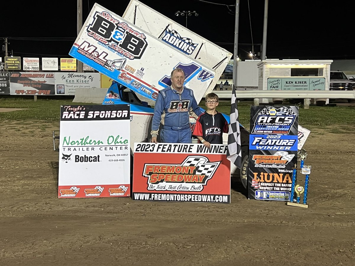 HordRaceWatcher's tweet photo. Your @AFCS_Sprints 305 podium from @FremontSpeedway:

🥇Paul Weaver
🥈Jamie Miller
🥉@JohnIvy77 https://t.co/wOMsjX50Hj