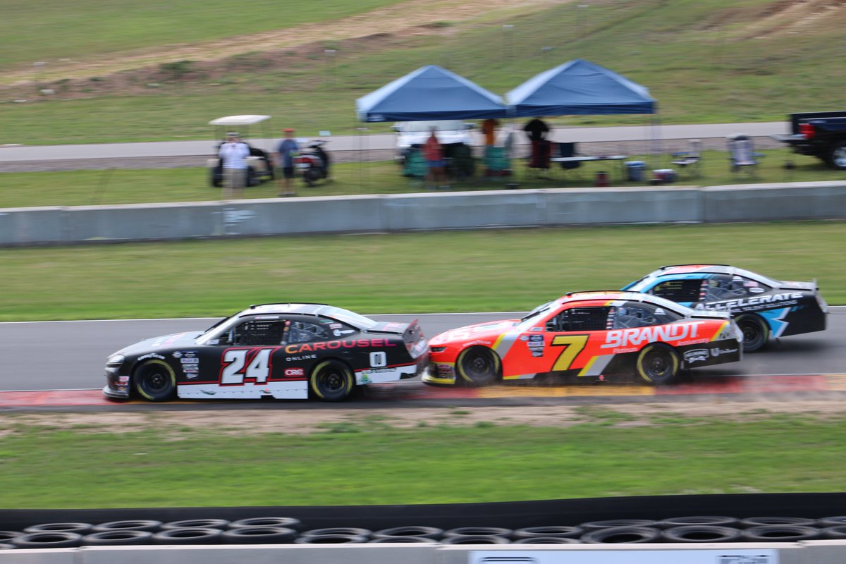 Kyle Putz tweet media