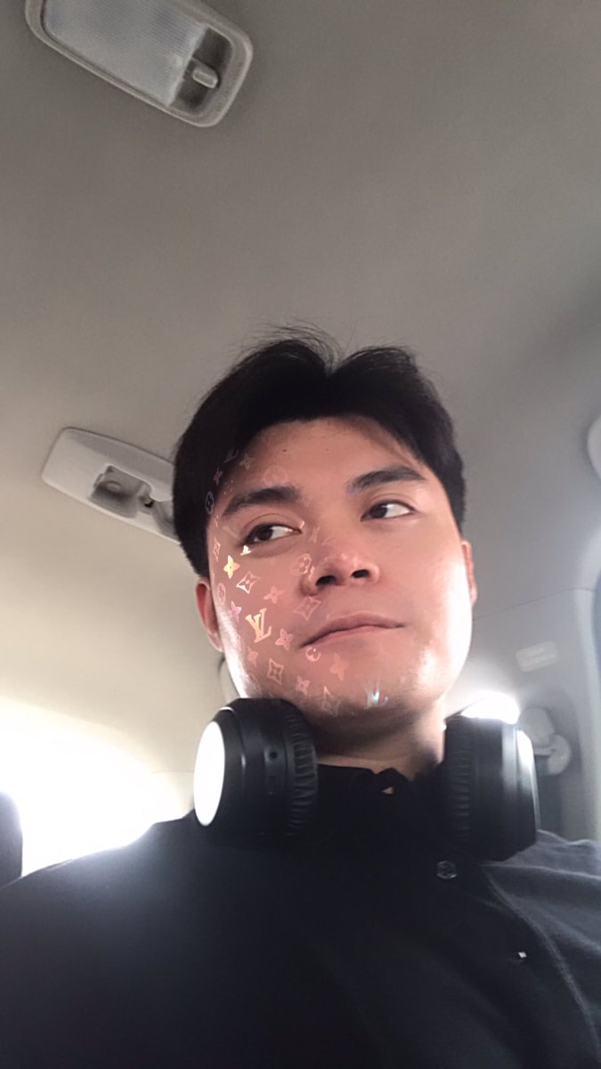 jradking_'s tweet photo. Keep safe, everyone! 🤍 https://t.co/21opA9wy6s