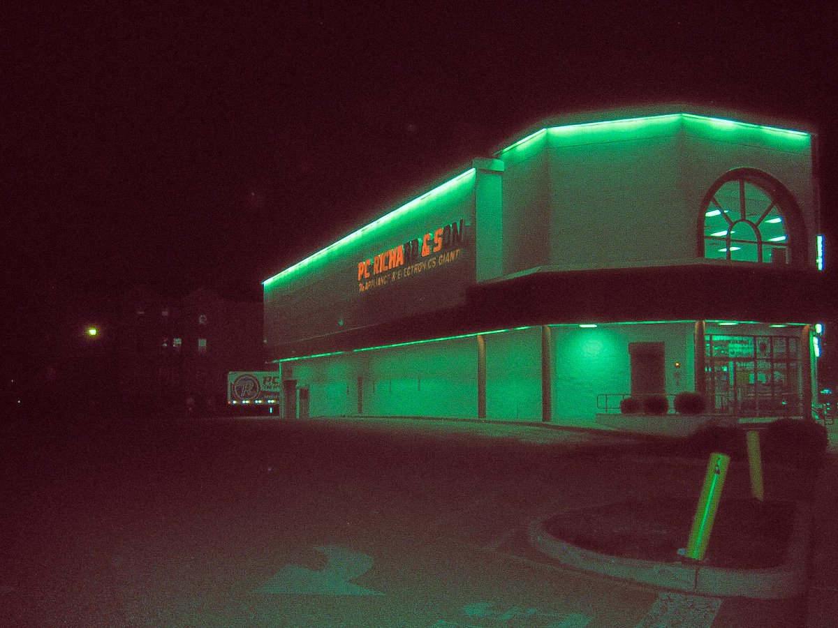 EdwinHangman's tweet image. #photography #photoediting #colorediting #nightphotography #streetphotography #canonsd1000 #canonphotography #njphotographer