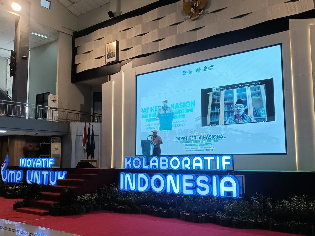 kabarmpm's tweet photo. 𝙇𝙄𝙑𝙀 𝙍𝙀𝙋𝙊𝙍𝙏 𝙍𝘼𝙆𝙀𝙍𝙉𝘼𝙎 𝙈𝙋𝙈 𝟮𝟬𝟮𝟯

Pembacaan hasil RAKERNAS MPM PP Muhammadiyah 2023

Purwokerto, 30 Juli 2023.

#RakernasMPM #KabarMPM #Muhammadiyah #UMP #RAKERNAS #LensaMu #Pemberdayan #UniversitasMuhammadiyahPurwokerto https://t.co/EfJ0sAd0gn