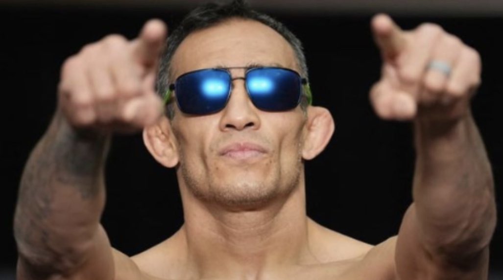 Tony Ferguson just pulled out his sunglasses out of his shorts while being announced by Bruce Buffer