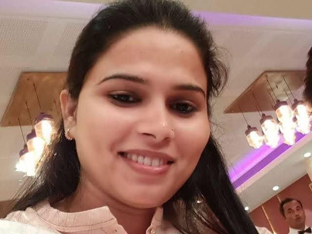NewsArenaIndia's tweet photo. UP News - SP MLA Puja Pal is likely to join BJP. Her husband was murdered by Atiq Ahmed. https://t.co/KOdgfG6bWg