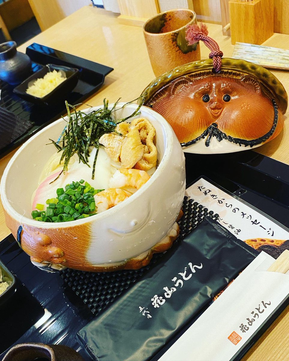 jerryneko's tweet photo. #花山うどん #たぬき #うどん #ランチ #lunch #udon https://t.co/Ggz4ixHWFK