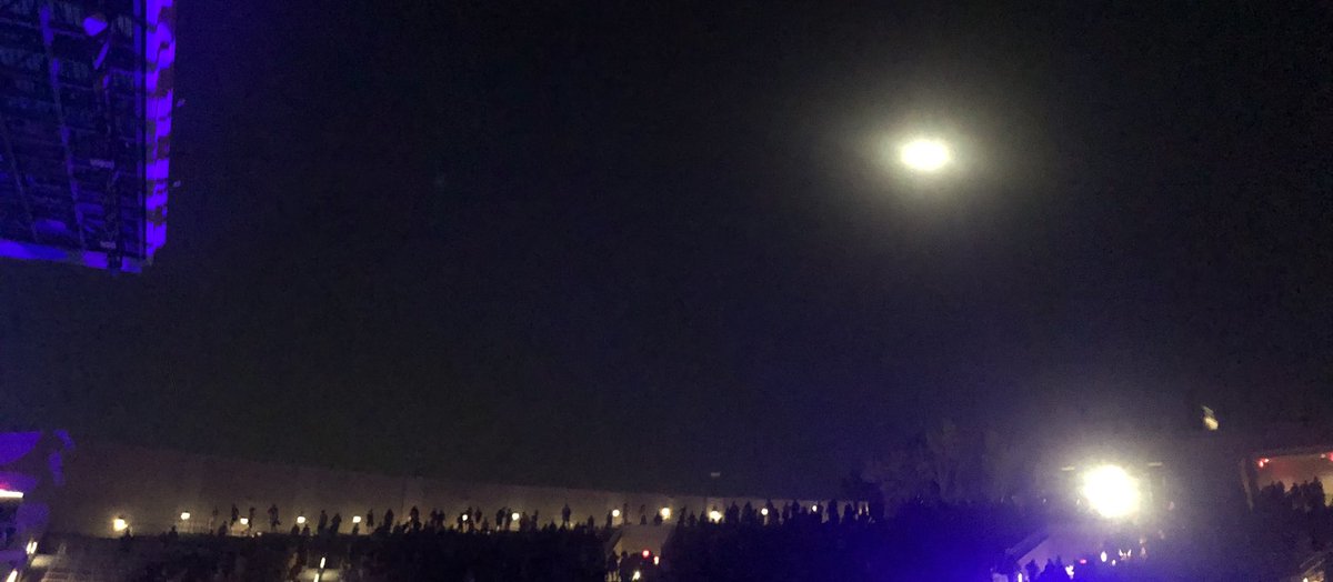dmlzephyr's tweet photo. Buncha freaks, no filters #wsmfp #allthewayout 🚀🛸🪐🌎 #hotAF #melting https://t.co/hQRjp4rIaF