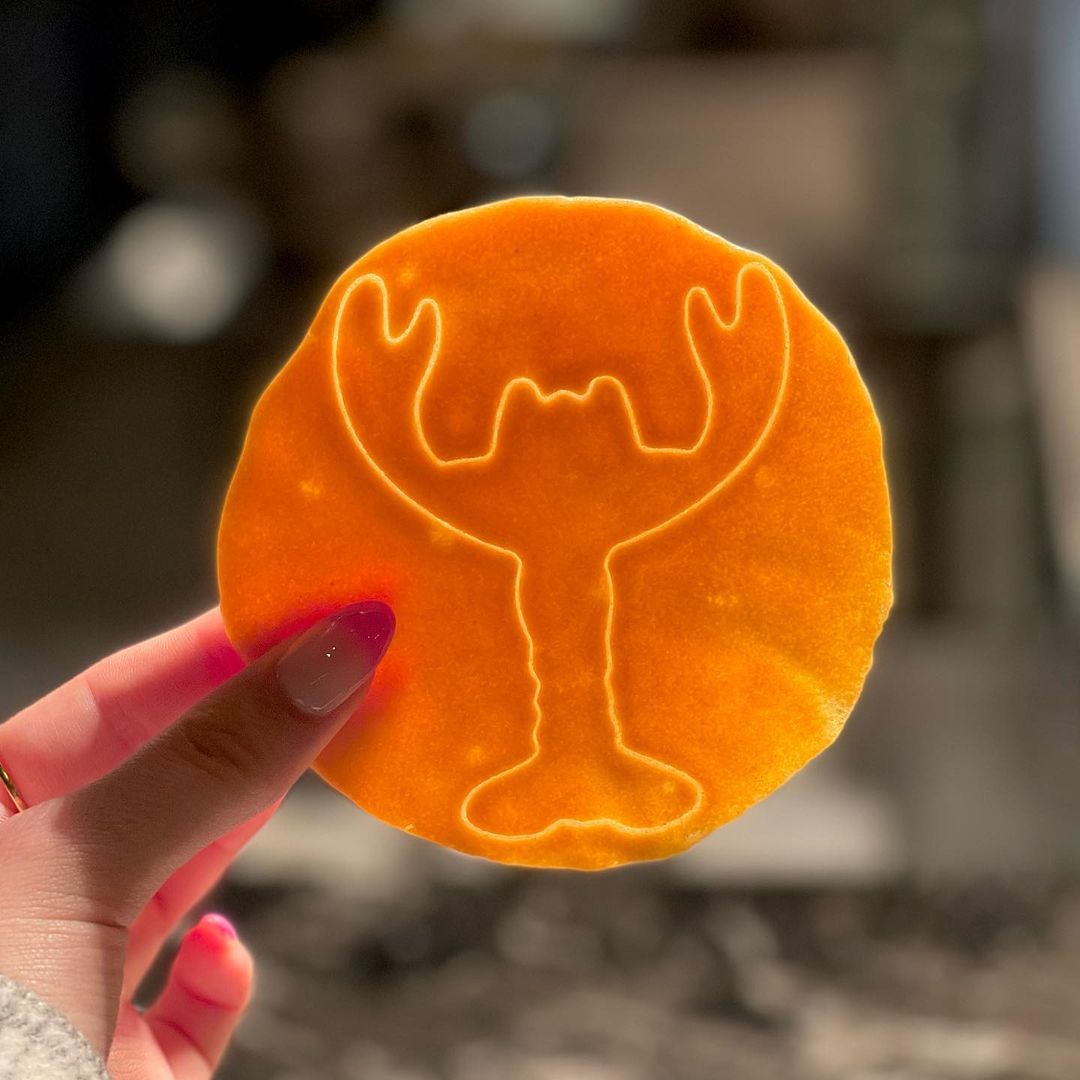 "Woo-hoo! The weekend's here and I'm ready to party like a rockstar! Let's make this weekend so fun, Monday will be jealous! #WeekendVibes #LivingMyBestLife 😎🎉👯‍♀️"