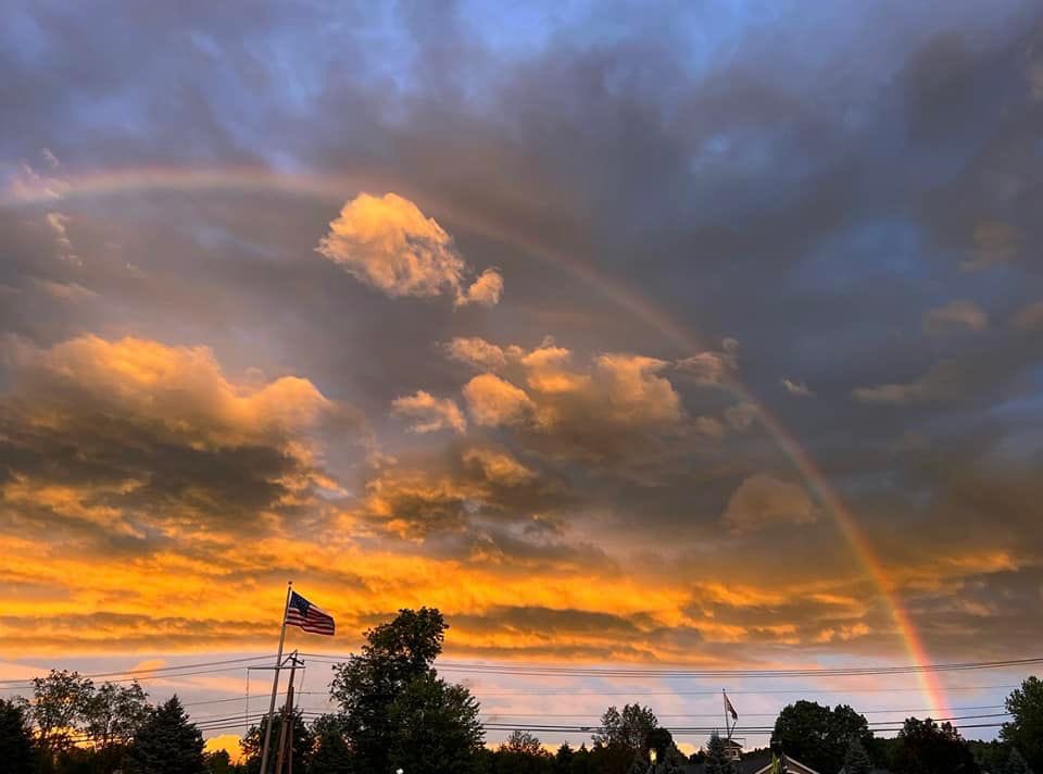 Bernardston MA tonight!

📷: Chad J Thompson

When you seeweather, eweather!