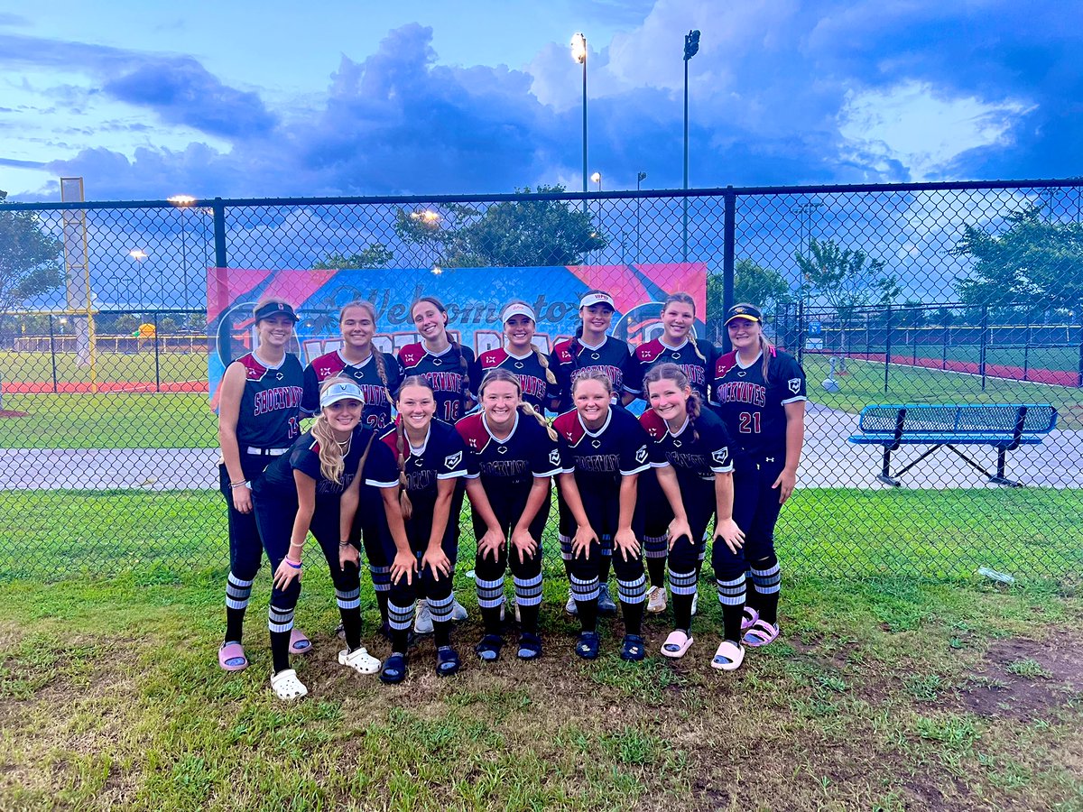 UnityPirillo's tweet photo. So proud of these girls!!!!
The day we have been fighting for since this season began!!!!!! Lets do this!!!!! https://t.co/6kTKC60roU