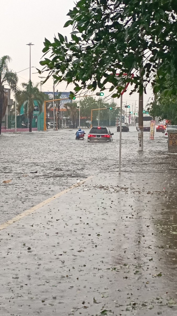 Axter_elizalde's tweet photo. @InfoMeteoro Así estuvo en Nezahualcóyotl https://t.co/EWqQ4PiJFx