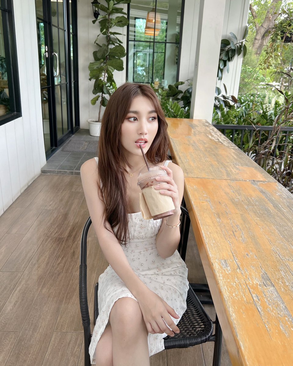 BESTKAMSINGG's tweet photo. ใสใส กินโกโก้😝🤎 https://t.co/3bZ1VG42a1