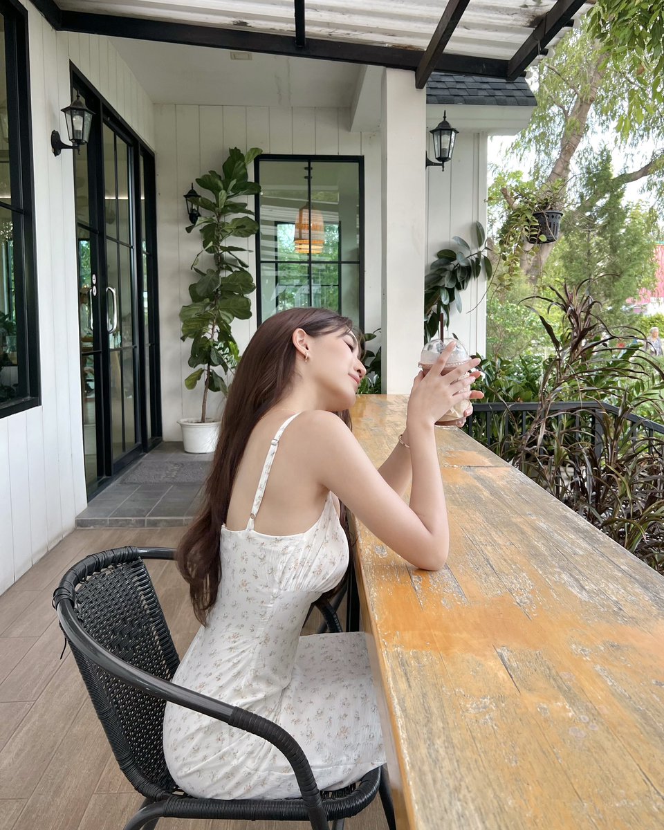 BESTKAMSINGG's tweet photo. ใสใส กินโกโก้😝🤎 https://t.co/3bZ1VG42a1