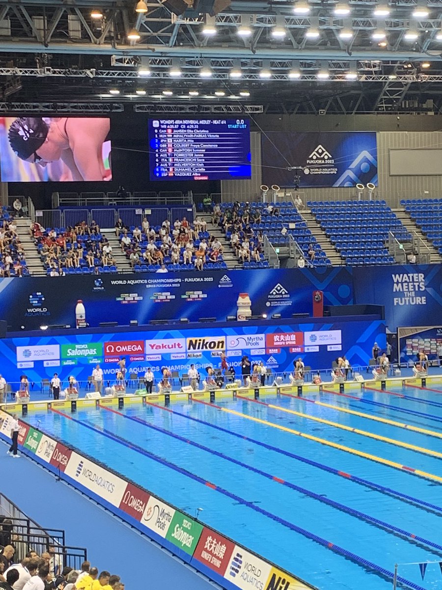 ErinCSLee's tweet image. Best way to spend the morning before heading to the @ISBiomechanics SPM workshop?
Head to the World Swimming Championships across the street!! Awesome crowd and great qualifying swims from Canada and Japan heading into finals tonight!! 🇨🇦🇯🇵