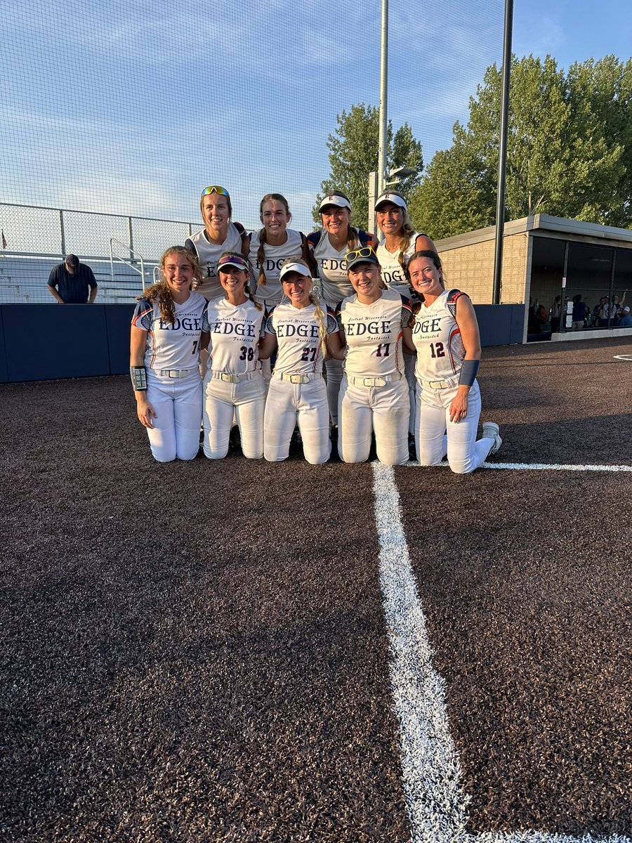 HaylieSchmidt1's tweet photo. This program means the world to me. Thank you Coach Eric, Costa, and all of these coaches who believed in me and gave me this opportunity. This program is truly amazing, and has been such a blessing. Thank you, travel softball, and thank you Edge. All love. 🫶🏼 https://t.co/NmmrSFCALb