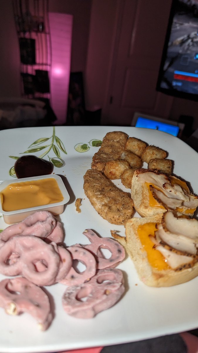 My man made a girl dinner for me omg