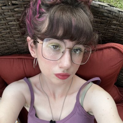 lynchianbaddie's tweet photo. #NewProfilePic #CuntyAf https://t.co/nSdEcRqoPG