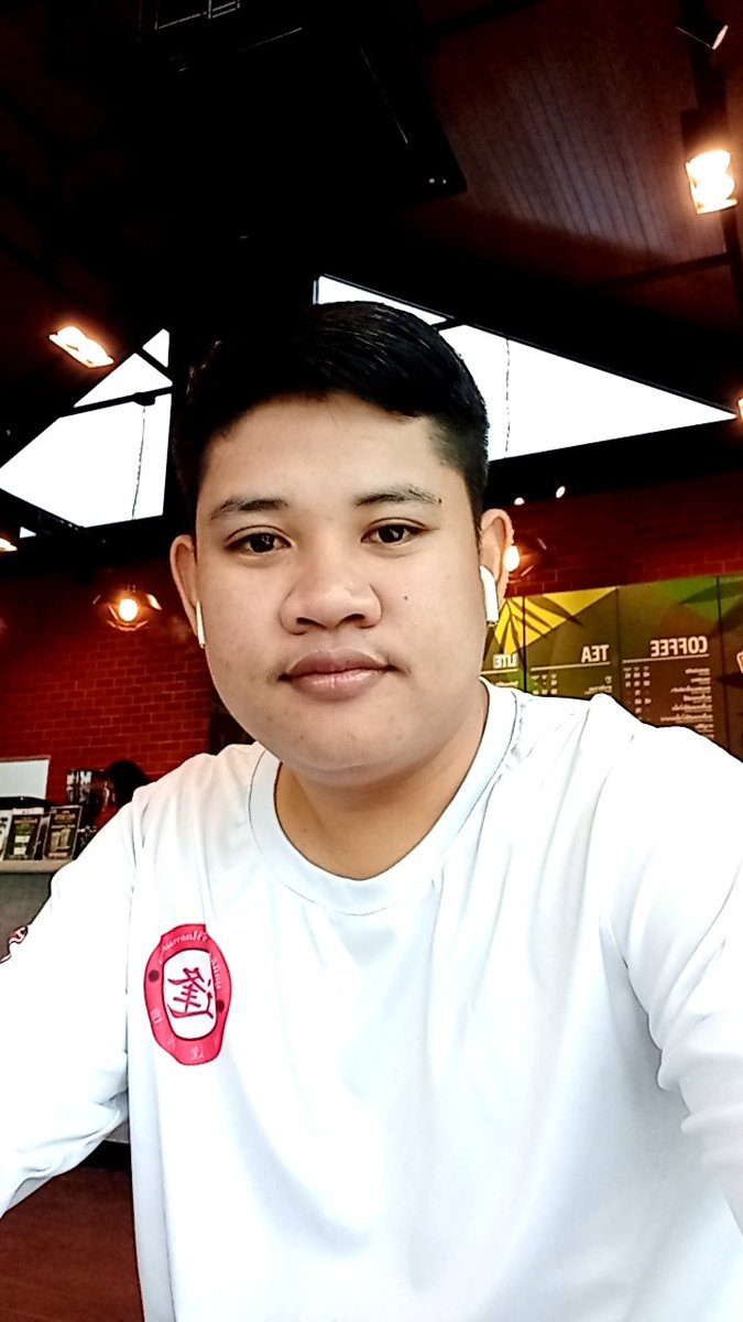 WithyaYmat's tweet photo. ฝนตกต้องเก็บผ้าถ้าเขาไม่เห็นค่าเก็บ ผ้ามาอยู่กับพี่นะครับ
#บึงกาฬหวานเจี๊ยบ https://t.co/yM7Uou1rmv