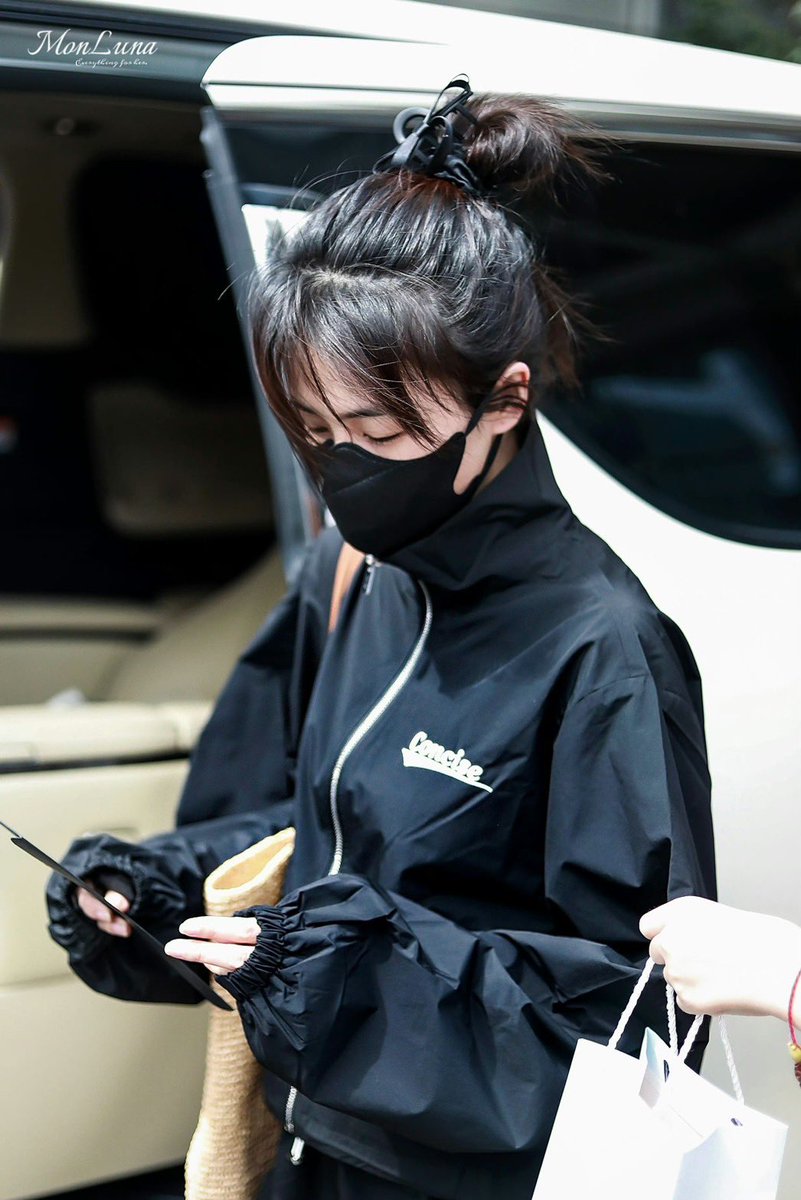 ส่งคนสวยไปทำงานวันนี้ 
#ไป๋ลู่ #BaiLu #白鹿