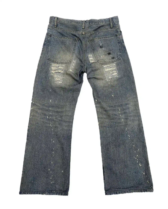avlek5's tweet photo. IfSixWasNine Mudmaxes
Size Men's / US 30 (fits 30 - labeled 26)
Rare wide variant.  Features pierced ends - all of which are perfectly intact / skull hardware on back pockets.
$725 obo https://t.co/Qu9iSDXUk5