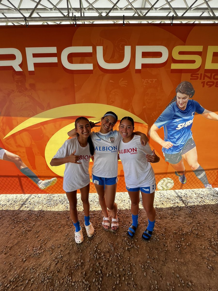 payton_cosier's tweet photo. day ✌🏽of surf cup... took a loss 1-0, but had so much fun and fought till the end with my girls. coming back tmrw even stronger! alsooo happy to run into a bunch of old teammates from hawai'i and vegas!😊 @Albion_Jacey https://t.co/FeqESthtEp
