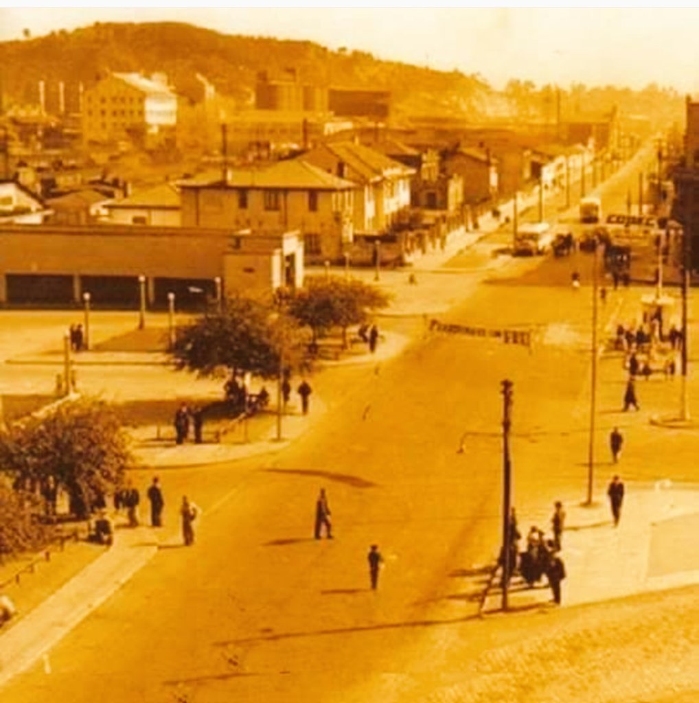 Viejostiempos9's tweet photo. #Concepcion 1958, #años50 #Chile https://t.co/Ys8HQdIH6m