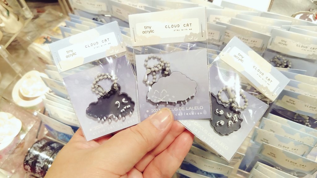 ppweiwei's tweet photo. 🐱RTs appreciated ✨
Hello! I am at #AsiaCatExpo2023 , Singapore this weekend!
Bring my new products of CLOUD CAT collection here
🎏The booth number : T-32
🐱Suntec Convention & Exhibition, Hall 406
Hope to see you there 💕💕✨✨🐱
#CatExpo #AsiaCatExpo #CatFestival https://t.co/okx4h7lAFv