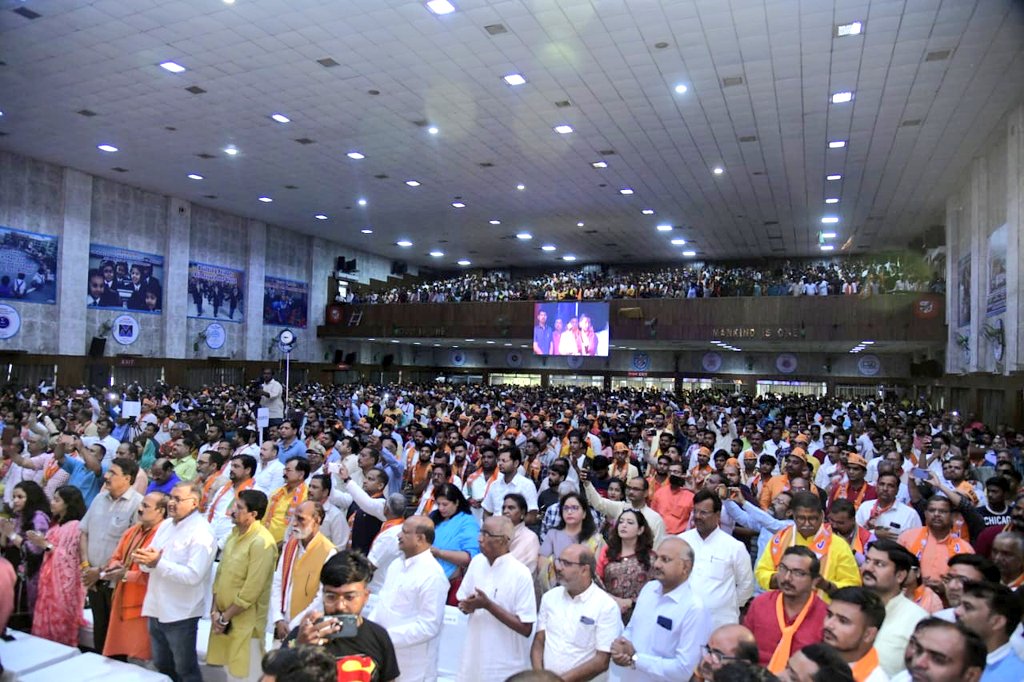 मर्यादा पुरुषोत्तम भगवान श्री राम जी के अनुज शेषावतार श्री लक्ष्मण जी द्वारा बसायी नगरी लखनऊ में देश के यशस्वी प्रधानमंत्री श्री <a href="/narendramodi/">Narendra Modi</a> जी एवं यशस्वी रक्षा मंत्री आदरणीय श्री  <a href="/rajnathsingh/">Rajnath Singh</a> जी द्वारा 9 वर्ष में कराये गए अभूतपूर्व कार्यों की सी०डी० के विमोचन, लघु फिल्म के