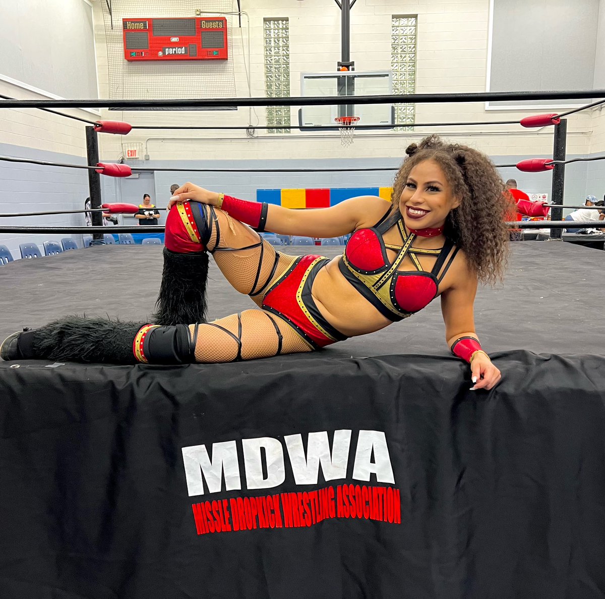 Ale_TheLion's tweet photo. Michigan debut ✅
Thank you @lethal_lucius for the opportunity to come out and entertain!
Until next time #forevergrateful #laleona #wrestling #prowrestler #detroit #michigan #momspaghetti https://t.co/D2T7DLznA5