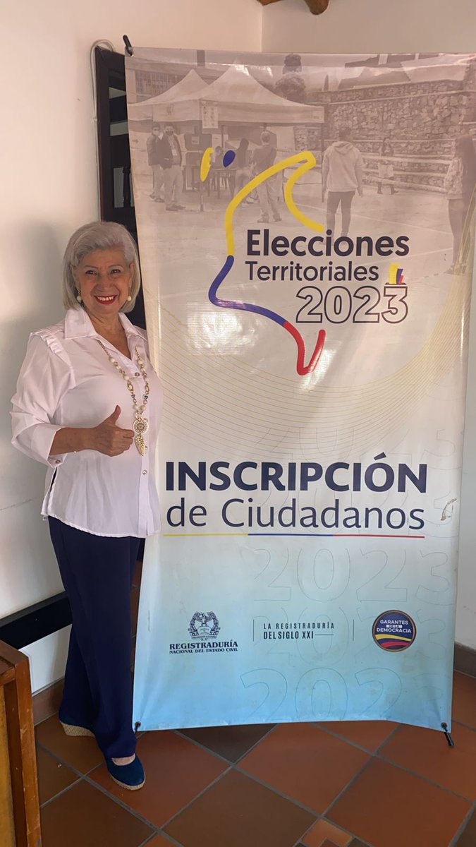 MargyLeon7's tweet photo. Con la bendición de Dios todopoderoso y el respaldo de mi familia, mis amigos y amigas realice hoy la inscripción de mi candidatura al concejo de #Giron #ConCompromisoSocial
#gironsetransforma https://t.co/abNovgPsQK