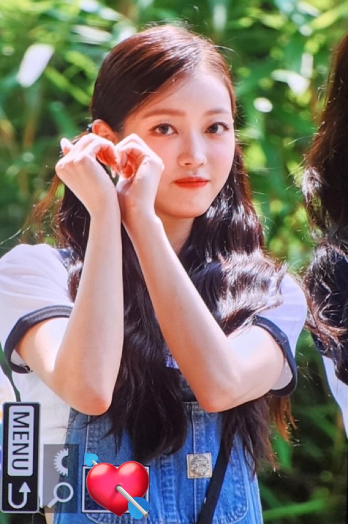 95_omg's tweet photo. 230730 인기가요 미팬
#오마이걸 #유아 https://t.co/lcXIahw3yv