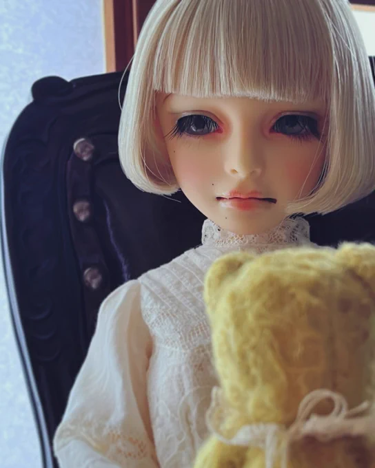 やばい暑くて人形遊び以外のこと一切したくなさすぎる…が、ともいってられないので、お仕事しましょ えーこさんかわいー