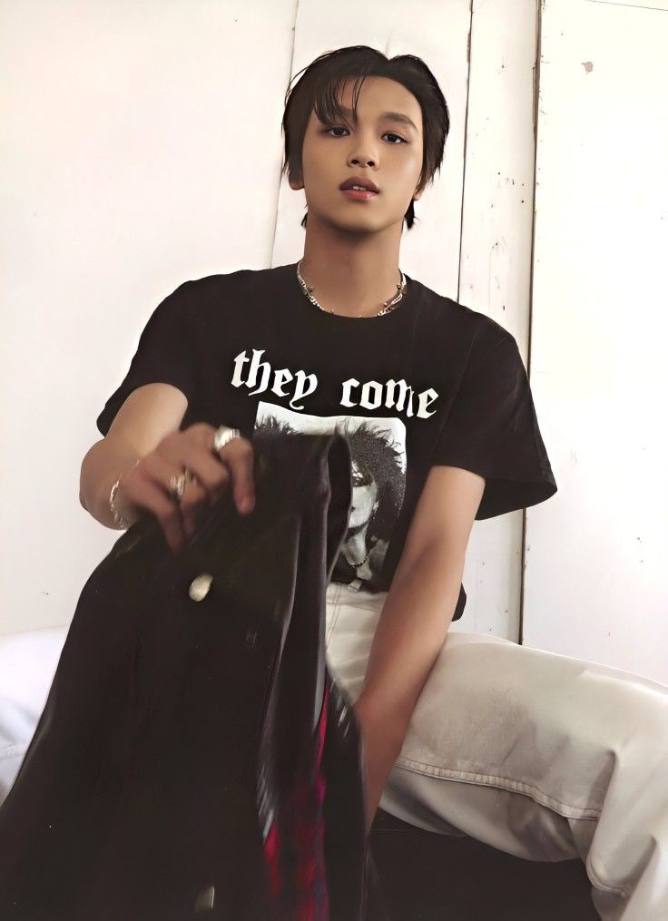 TherRockstar's tweet image. Pretty Alpha 

— dongmark aboverse au
by urrAbastard