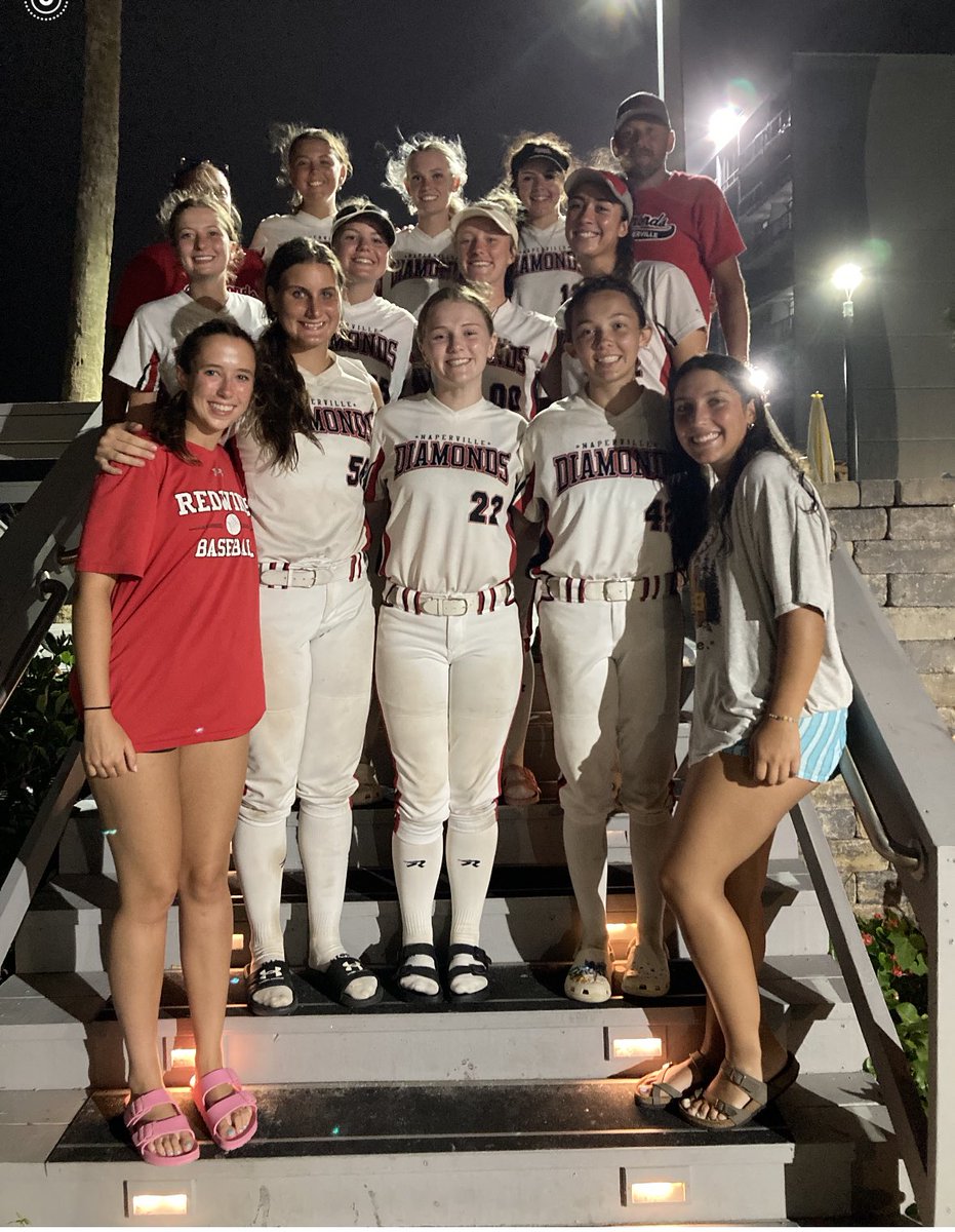 Crazy 4 Softball!! tweet media