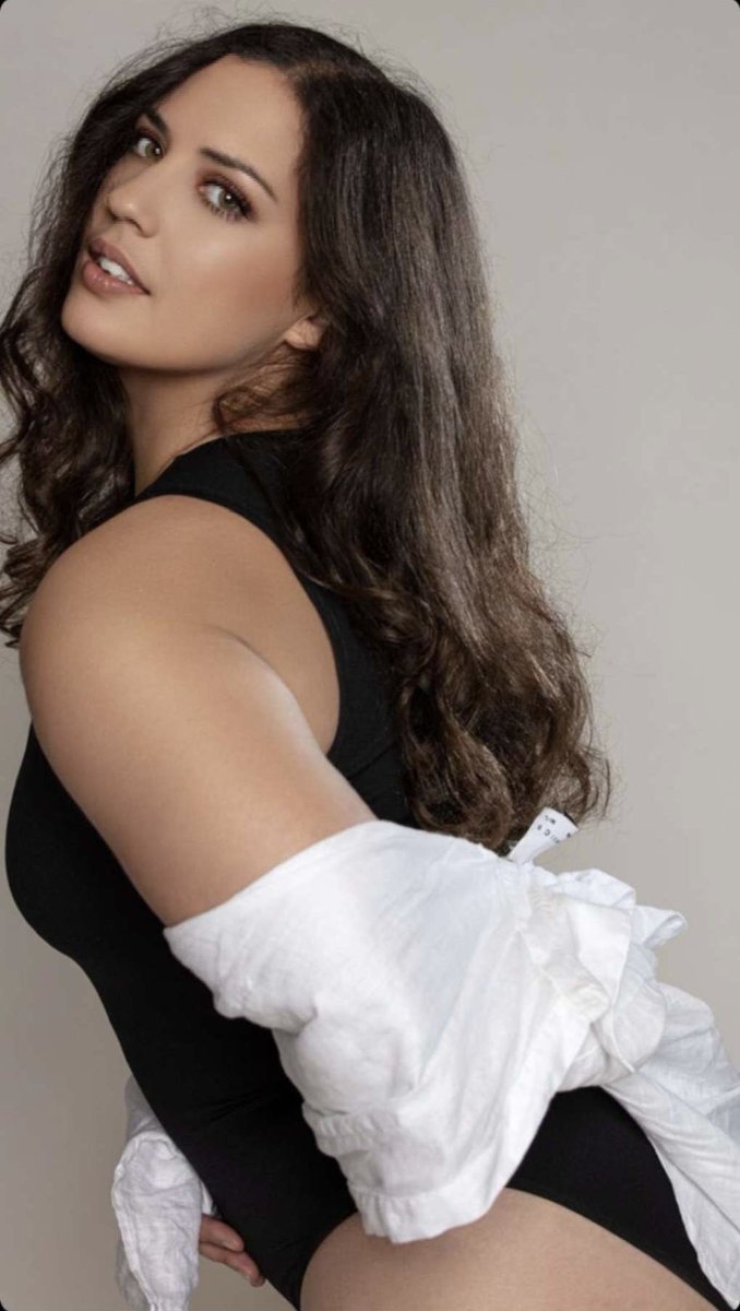 joannabanner_'s tweet photo. I miss modelling, so if anyone has a gig, HMU… https://t.co/r2UhUqzvL0
