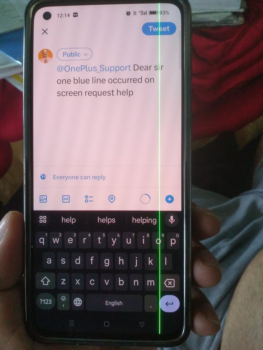dhananjay0105's tweet photo. @OnePlus_Support Dear sir one green line occurred on screen request help https://t.co/IA5yw9DDie