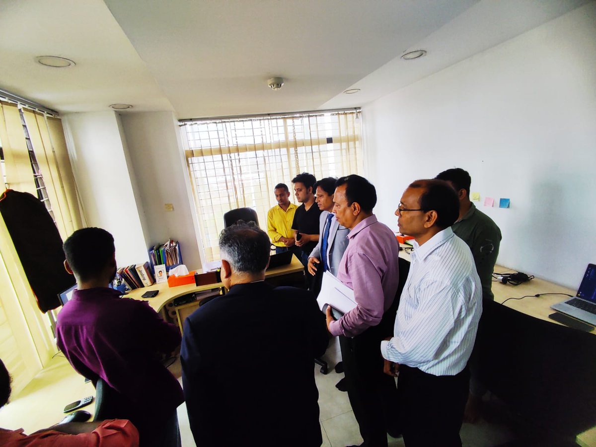 WinkyTechLtd's tweet photo. Bangladesh Hi-Tech Park Authority এর সম্মানিত ব্যবস্থাপনা পরিচালক জি এস এম জাফরুল্লাহ, এনডিসি মহোদয়, আমাদের উদ্ভাবনী নিরাপত্তা অ্যাপ Self Protect এবং Winky Tech টিম এর কার্যক্রম পরিদর্শন করেন। 

#ICTDivision #bhtpa #selfprotectapp #winkytech #12apbn https://t.co/jj6WAqOASr