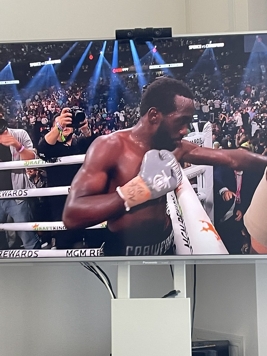 クロフォード強すぎだろ🤣

#クロフォード
#スペンス
#最強
#ボクシング
#boxing