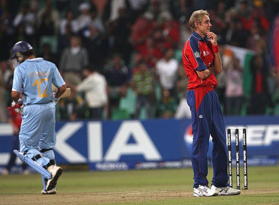 apurvsheth's tweet photo. It was some wonderful experience to play cricket with you 😇
Thank you for the memories broady ❤
🎾🎾🎾🎾��🎾
Happy retirement #StuartBroad ❤ https://t.co/1Gu57Lc6GI