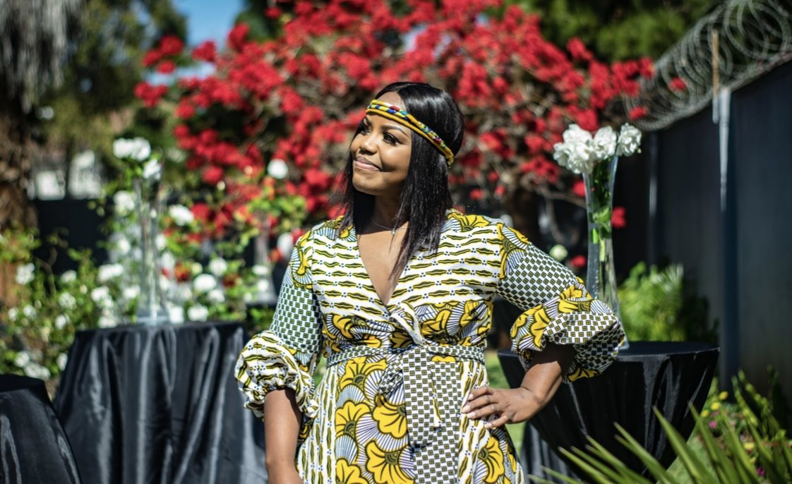 Mudiwa_Mahere (@mudiwa_mahere) on Twitter photo Pause world, my sister <a href="/advocatemahere/">Fadzayi MahereπΏπΌ</a> was born today! Happiest birthday to my bestie, ride or die, mother to my amazing son, partner in crime, encourager and advisor. May you continue to be brave and stand for what you believe in. Aluta continua!πͺπΎ I love you loudly and proudly! Pause world, my sister <a href="/advocatemahere/">Fadzayi MahereπΏπΌ</a> was born today! Happiest birthday to my bestie, ride or die, mother to my amazing son, partner in crime, encourager and advisor. May you continue to be brave and stand for what you believe in. Aluta continua!πͺπΎ I love you loudly and proudly!