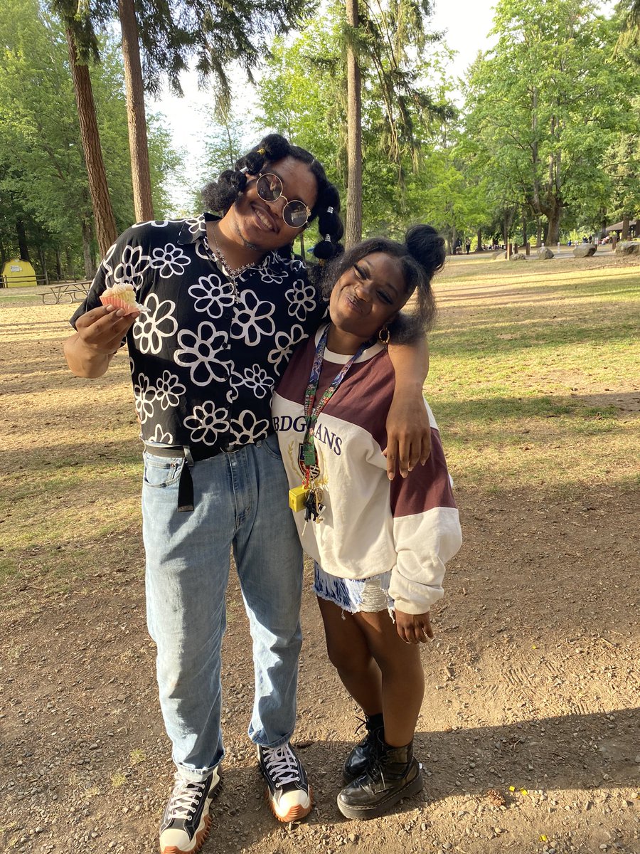 ayoitstrey3's tweet photo. ok but i look GEWD 😤 https://t.co/Q3veRJdt7N
