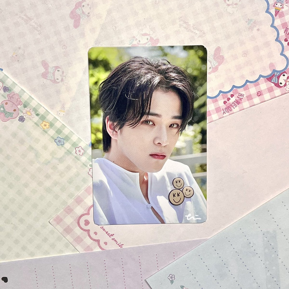 ˚⋆｡˚ ✩ HELP RT ✩⋆｡˚
wts / want to sell lfb 

 ♡ treasure asahi manyo event 5 photocard 85k

dom surabaya 
can do shopee live
exc fees + commission fee 3.20%
dm me if you ur interested!