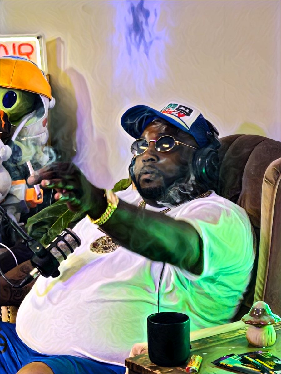 RevRoom_Network's tweet photo. @fuegobase is in the studio! Welcome to the #eastside. Let's get lit! 

#spacedoutpodcast #revroombuffalo #revroom #fuegobase #bsf #blacksopranofamilyrecords #fyp #interview #podcast #comingsoon #buffalony #buffalo #eastside #music #hiphop #rap #ontour #staytuned https://t.co/hdOqLF9Rjx