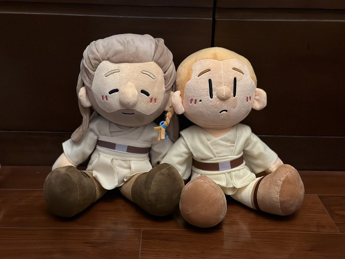 Kurtssingh's tweet photo. I'm finally able to finish pada Obi and the ghost Qui <3! 
https://t.co/vq9w4eRjXd https://t.co/bZUhxhGIty