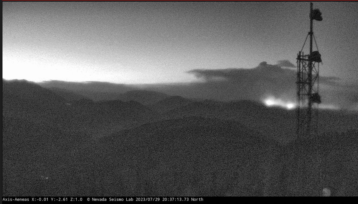 #EagleBluffFire The Fire is 5,000 acres, 0% containment.
Multiple aircraft worked the fire earlier, including a VLAT, Current view of the fire tonight.