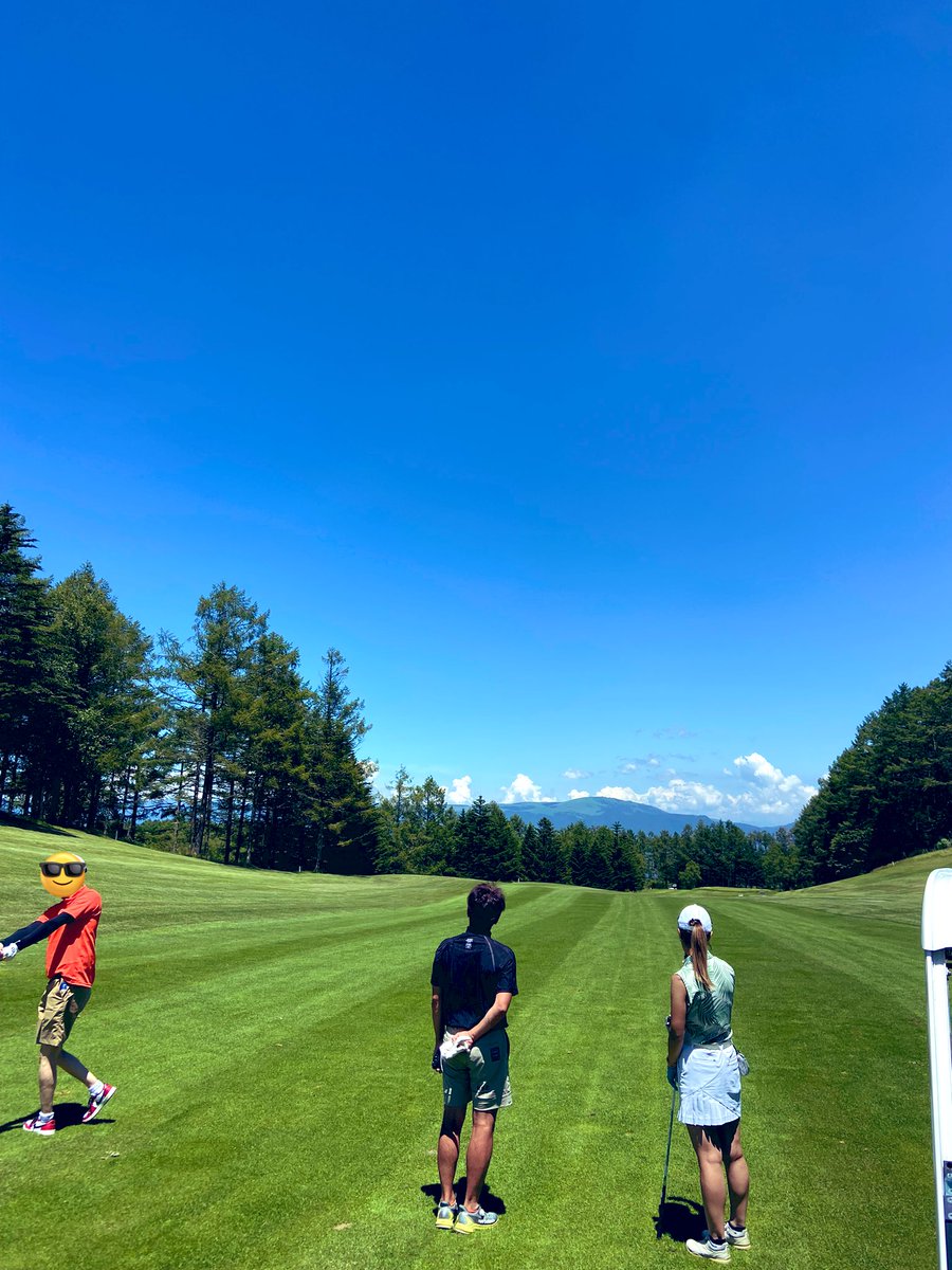 golfdaisukilove's tweet photo. このドライバー最高だわ!!
もうこいつ以外ありえない!
しかも涼しいという奇跡!!
タオル要らない⛳️
#TSR4
#ツイカン
#標高1500mの長野 https://t.co/W7BQjVIehk