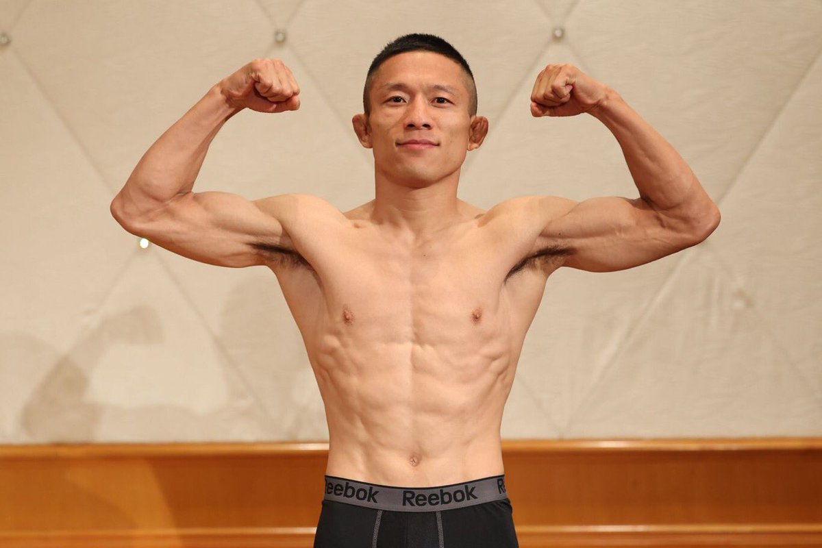 【RIZIN】堀口恭司 × 龍神 直筆ダブルサイン ISAMIグローブ｜会場入手 2026年最新】堀口恭司 サインの人気アイテム - メルカリ