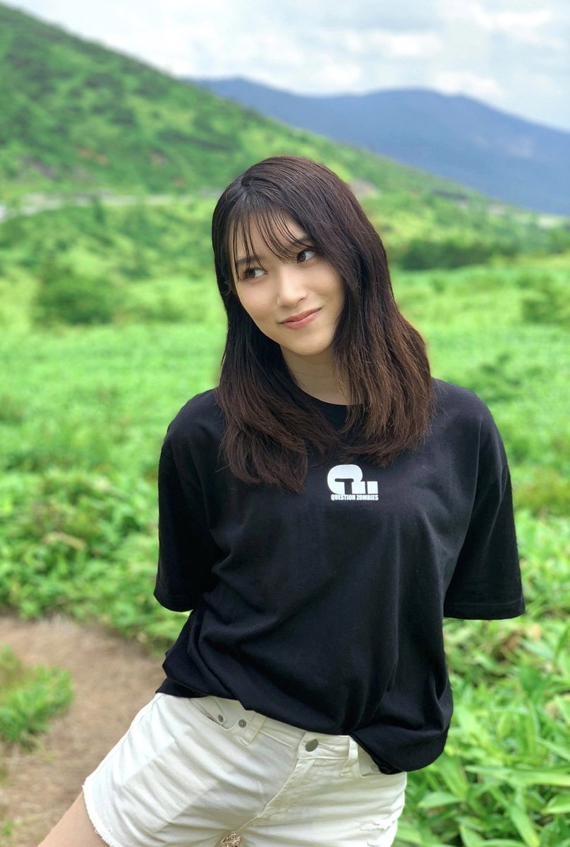 questionzombies's tweet photo. とても賢そうな息子さんで、眼鏡の奥で既に私を剥製にしたイメージがついてたかも知れません。

本日も暑さが危険です。熱中症には十分気をつけてお過ごし下さい。 https://t.co/0GBbKZnd2w