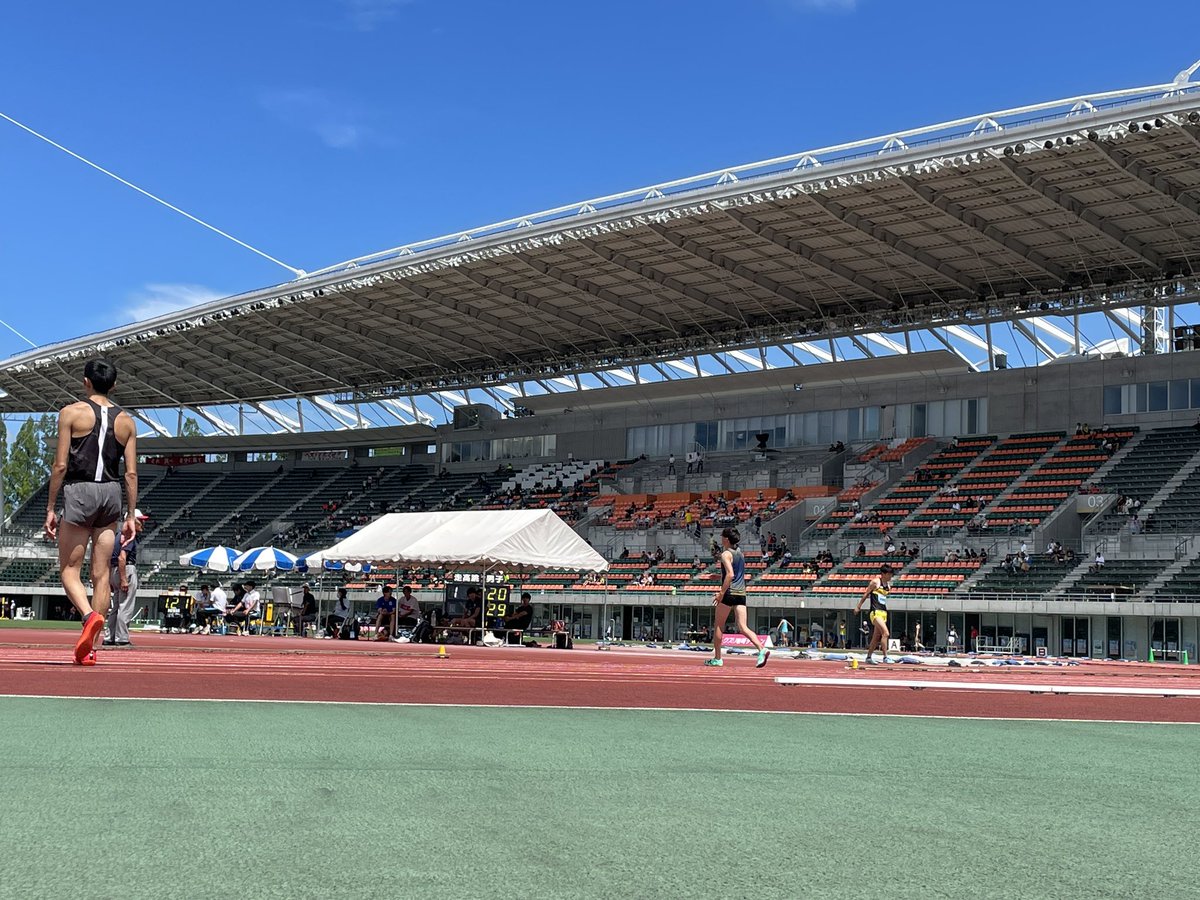 japan_gpseries's tweet photo. 【#田島記念 】
📍維新みらいふスタジアム(山口)

男子走高跳
バーの高さは2m29へ
挑むのは3選手‼️

#瀬古優斗(滋賀陸協)
#衛藤昂 (ULTIMATE)
#真野友博 (九電工)

速報・ライブ配信等はこちらから⏬️
https://t.co/UymeoyVKpG

#日本グランプリシリーズ 
#全員と闘え https://t.co/uS9Wpl3s0q