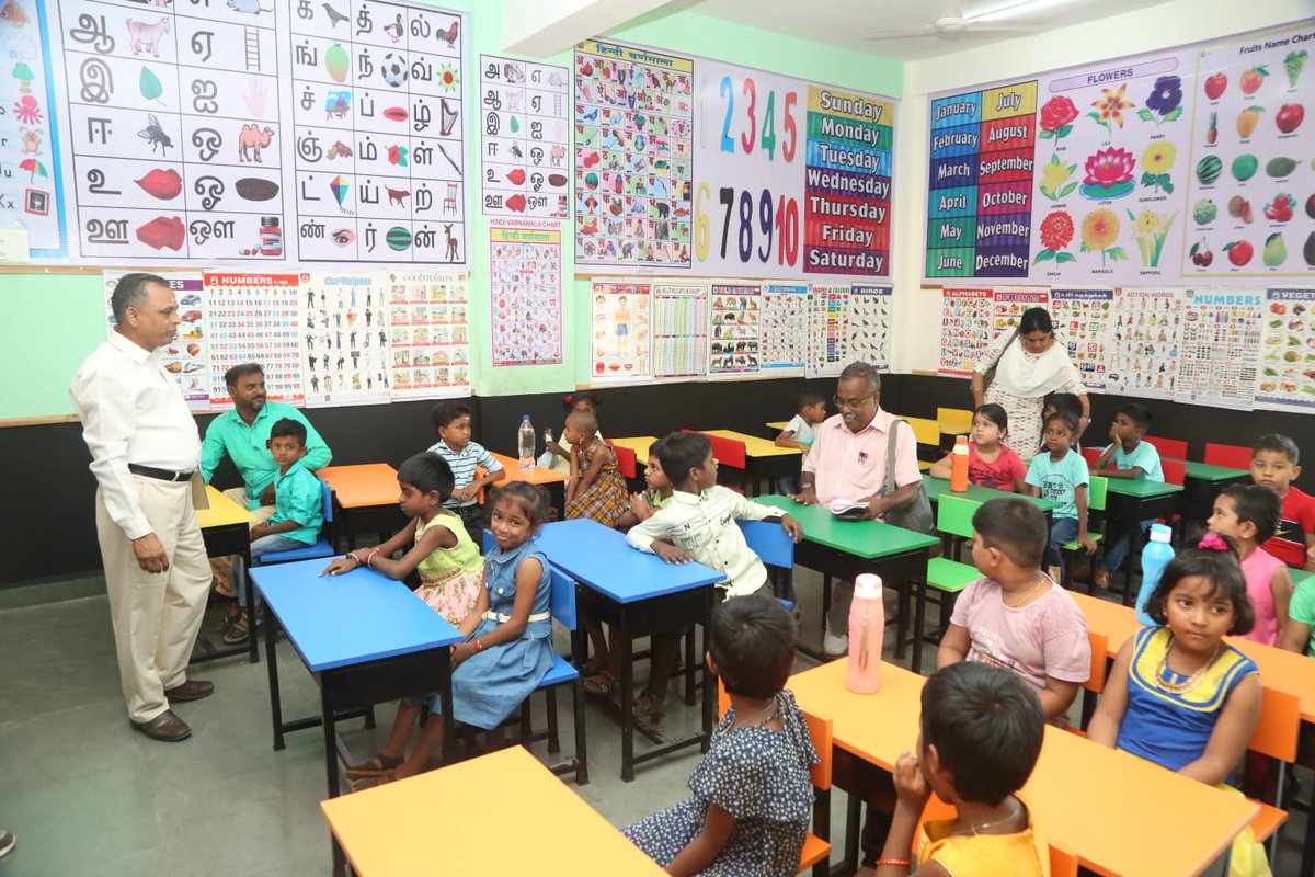 KvAfsThanjavur's tweet photo. Inauguration of Balvatika -3 With great joy and anticipation, KV AFS THANJAVUR warmly welcomed the young, bright minds of Balvatika 3 Class  #3YearsOfNEP2020
@EduMinOfIndia
@KVS_HQ
@kvsrochennai #PMSHRI https://t.co/1cKU7gJxB2