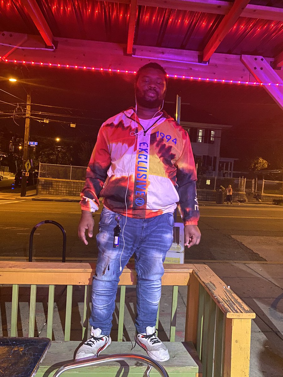 DeandreStuart7's tweet photo. https://t.co/KO12wNYDUi