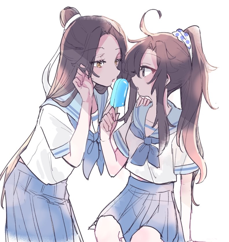 # みなさん去年の今頃はどんな絵描いてましたか   らんわんじー可愛いしたりにょたゆりだったり🌺